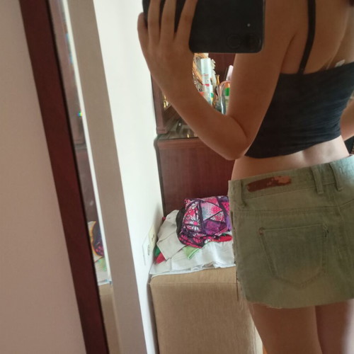 Ripped jean skirt like new, turquoise, size S
