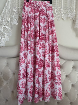 Karavan skirt like new, one size