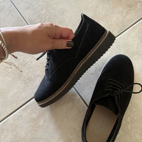 Black women's loafers with laces, size 38