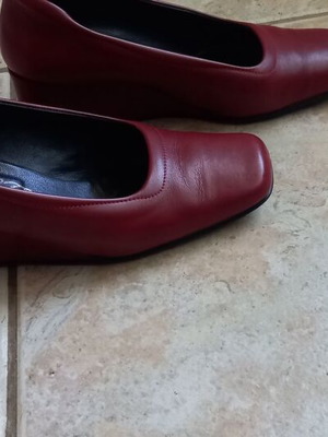 Bordeaux wedge heels used, size 38, 4.5 cm platform