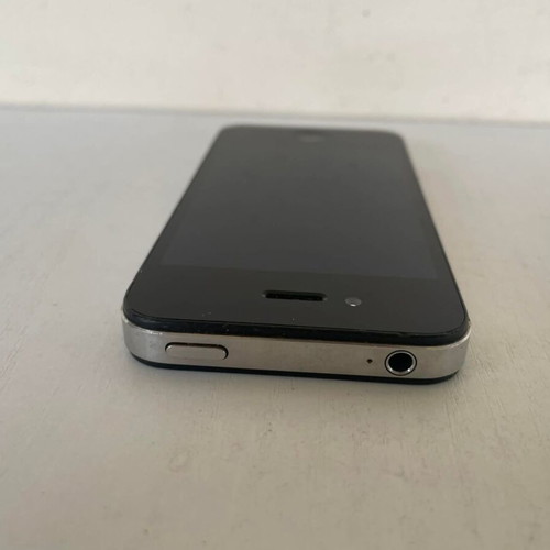 Apple iPhone 4S A1387 non-working for repair or spare parts