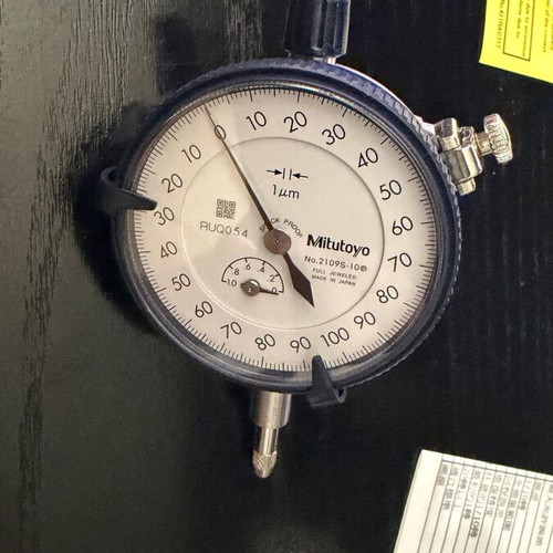 Mitutoyo 2109S-10 Micron Dial Indicator 0-1mm