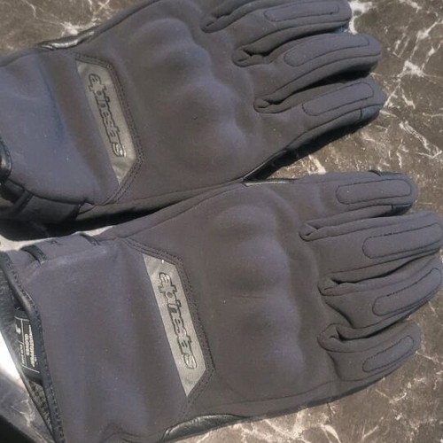 Alpinestars motorcycle gloves like new, windproof, size M
