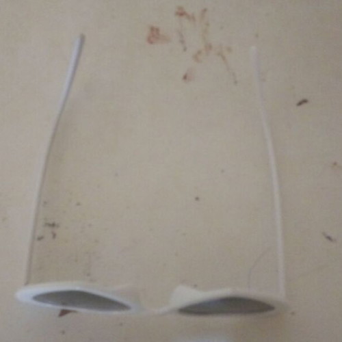 Women’s heart-shaped white sunglasses like new