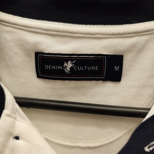 Polo shirt size M like new