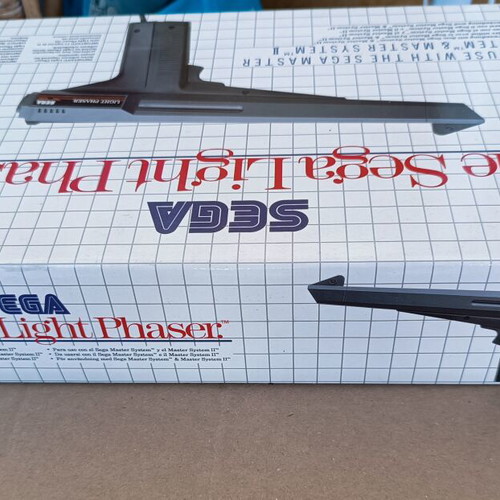 Sega Master System Phaser Gun new in box