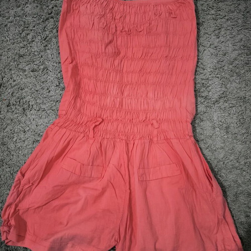 Strapless romper like new, coral with belt XS/S