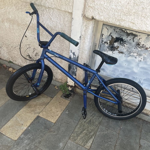 BMX freestyle 20 inch like new, blue, men's