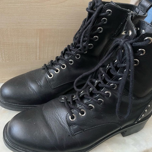 Zara women's black leather boots like new