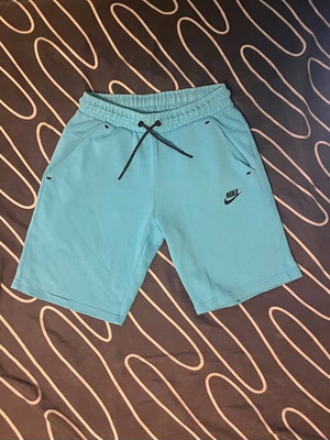 Nike men's shorts like new, turquoise, size S