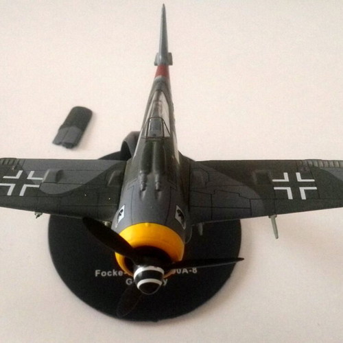 Focke Wulf 190A-8 WWII fighter plane model used with missing parts