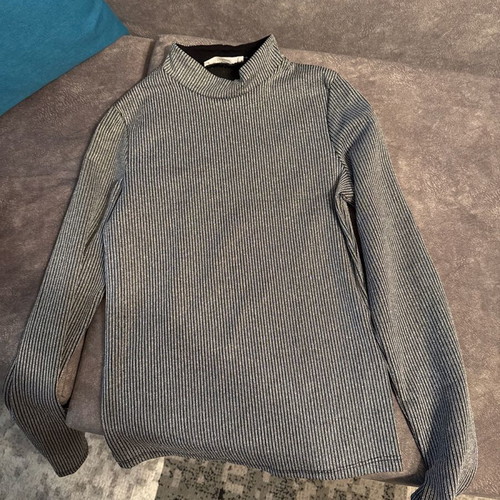 Silver Terranova blouse grey size M like new