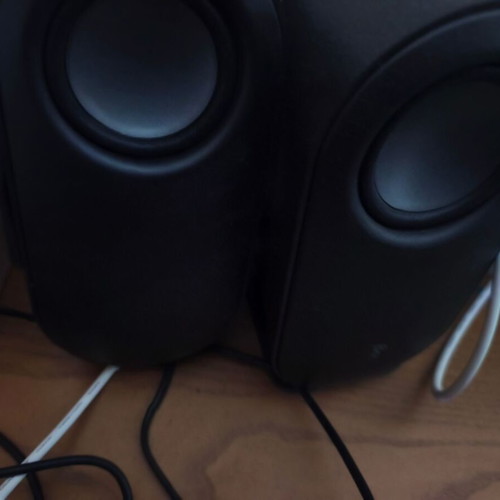 Logitech z407 speakers like new, 80W Bluetooth 2.1