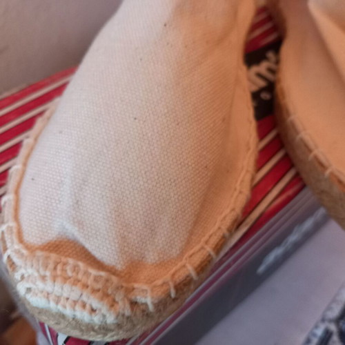Adam's Shoes espadrilles beige size 37