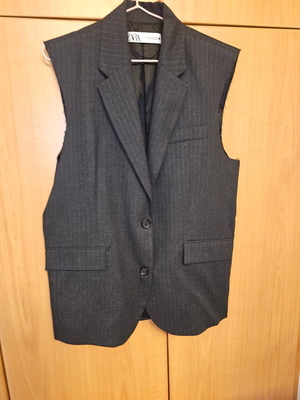Wool vest Zara like new, oversized, size XS