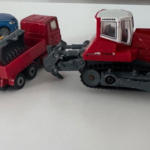 Siku 1:87 4 pieces like new, Scania truck, Liebherr 764, VW Golf