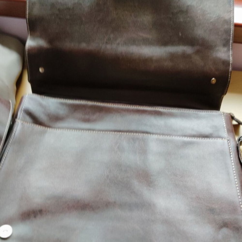 TUMI brown leather business bag like new