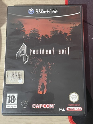 Resident Evil 4 GameCube used Italian edition with English game