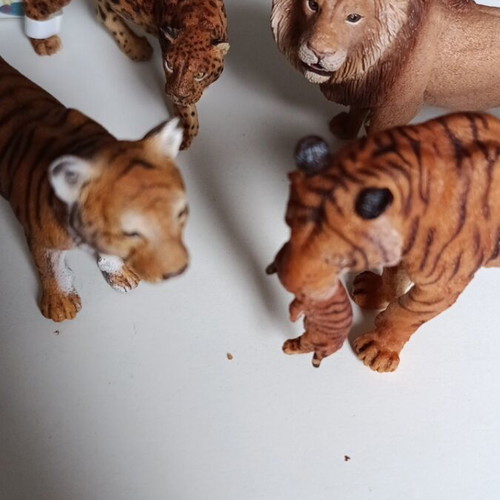 Σετ φιγούρων Schleich & Papo με λιοντάρι, 2 τίγρεις, λεοπάρδαλη, καινούργιο