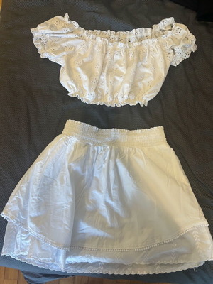 σετ φούστα με crop top