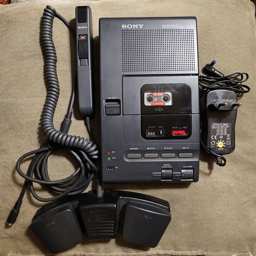 Sony M-2020 Microcassette Dictator Transcriber used with accessories