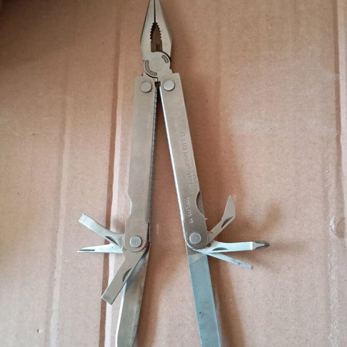 Leatherman Pocket Survival Multi Tool like new, made in USA 1998