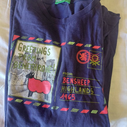 Benetton long sleeve top like new, age 12, blue