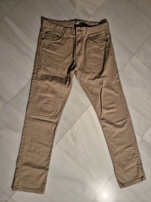 Αντρικό παντελόνι Pull & Bear μπεζ, σαν καινούργιο, μέγεθος M