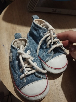 Baby Gap shoes used
