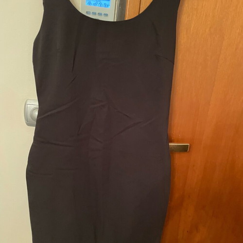 BSB black dress size L like new, elastic fabric