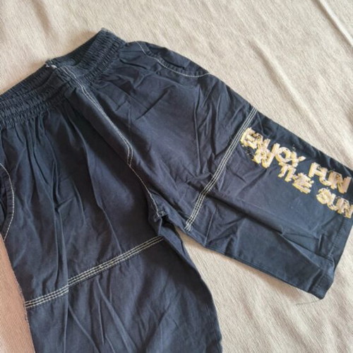 Bermuda shorts Trax like new, blue, size 4 years