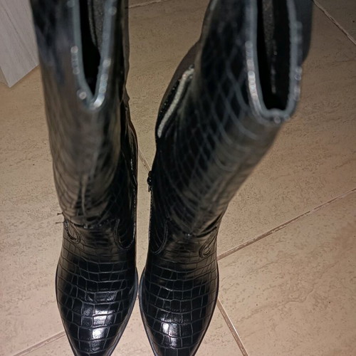 Boots new, black, size 36