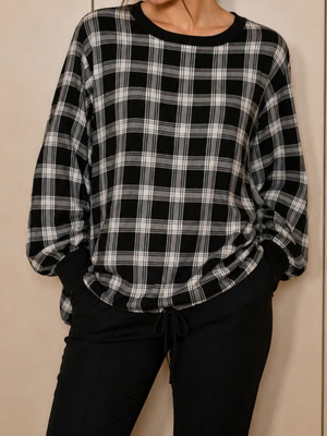 Women's Long-Sleeve Blouse M like new, black and white