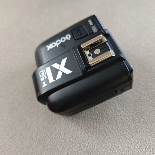 Godox Flash and Trigger Kit for Fujifilm Cameras like new