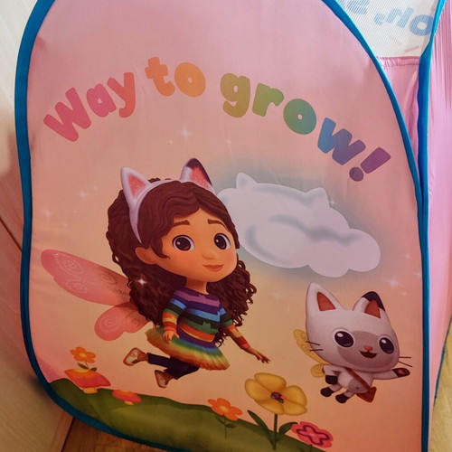 Gabby's Dollhouse Play Tent like new