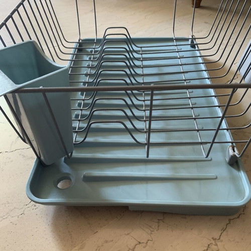 Dish rack used, functional and in very good condition