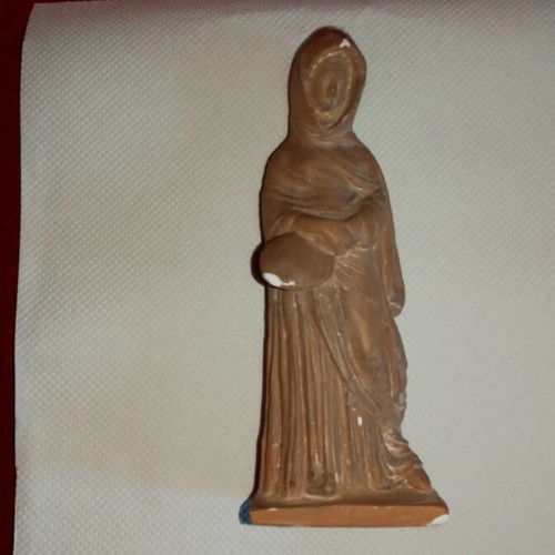 Tanagra Statuette 360 BC faithful replica like new