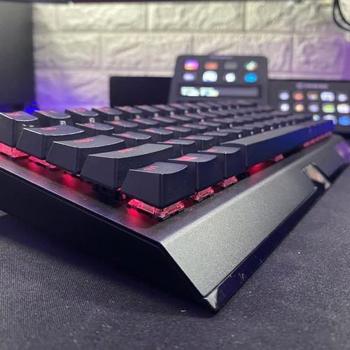 Razer BlackWidow V3 Mini wireless gaming mechanical keyboard 65% like new