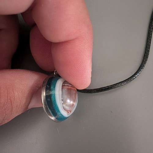 Pendant with real shell