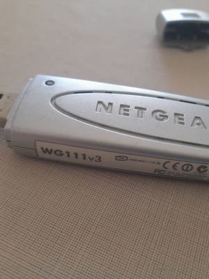 Wireless USB Adapter Netgear WG111v3 like new