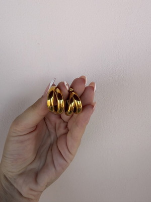 Steel double hoop earrings new, gold tone