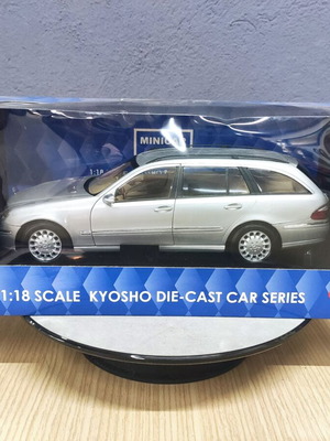 Μεταλλικό μοντέλο Kyosho Mercedes-Benz E-Class Wagon 1:18 καινούργιο