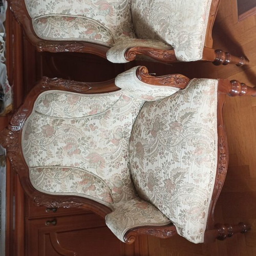 Louikenz living room set like new, walnut wood sofa and 4 armchairs