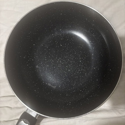 Vicko Wok frying pan