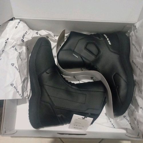 Revit Motorcycle Boots new, size 45, low cut