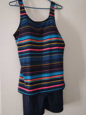 One-piece swimsuit XXL shorts and top style, like new, multicolor blue