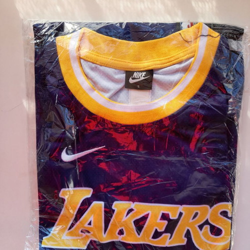 LeBron James L.A. Lakers Basketball Jersey new official replica