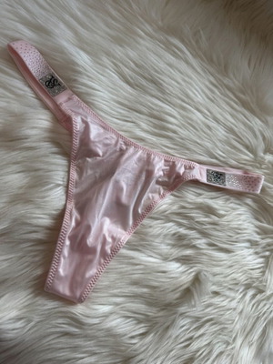 Victoria’s Secret thong new with rhinestones in pink color