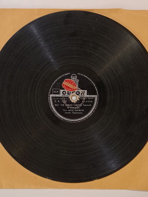 Odeon 78 RPM Record G.A.7930 used with songs by Fotis Polymeris