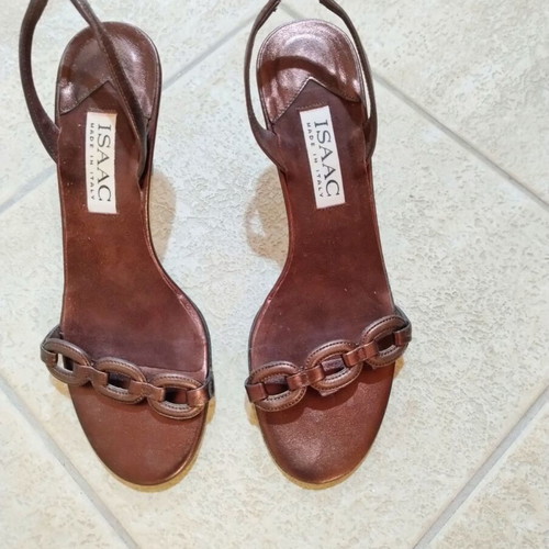 Isaac Mizrahi brown sandals, made in Italy
